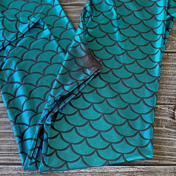 Mermaid Print Stretchy Metallic Fitted Leggings - Picture 4 of 6